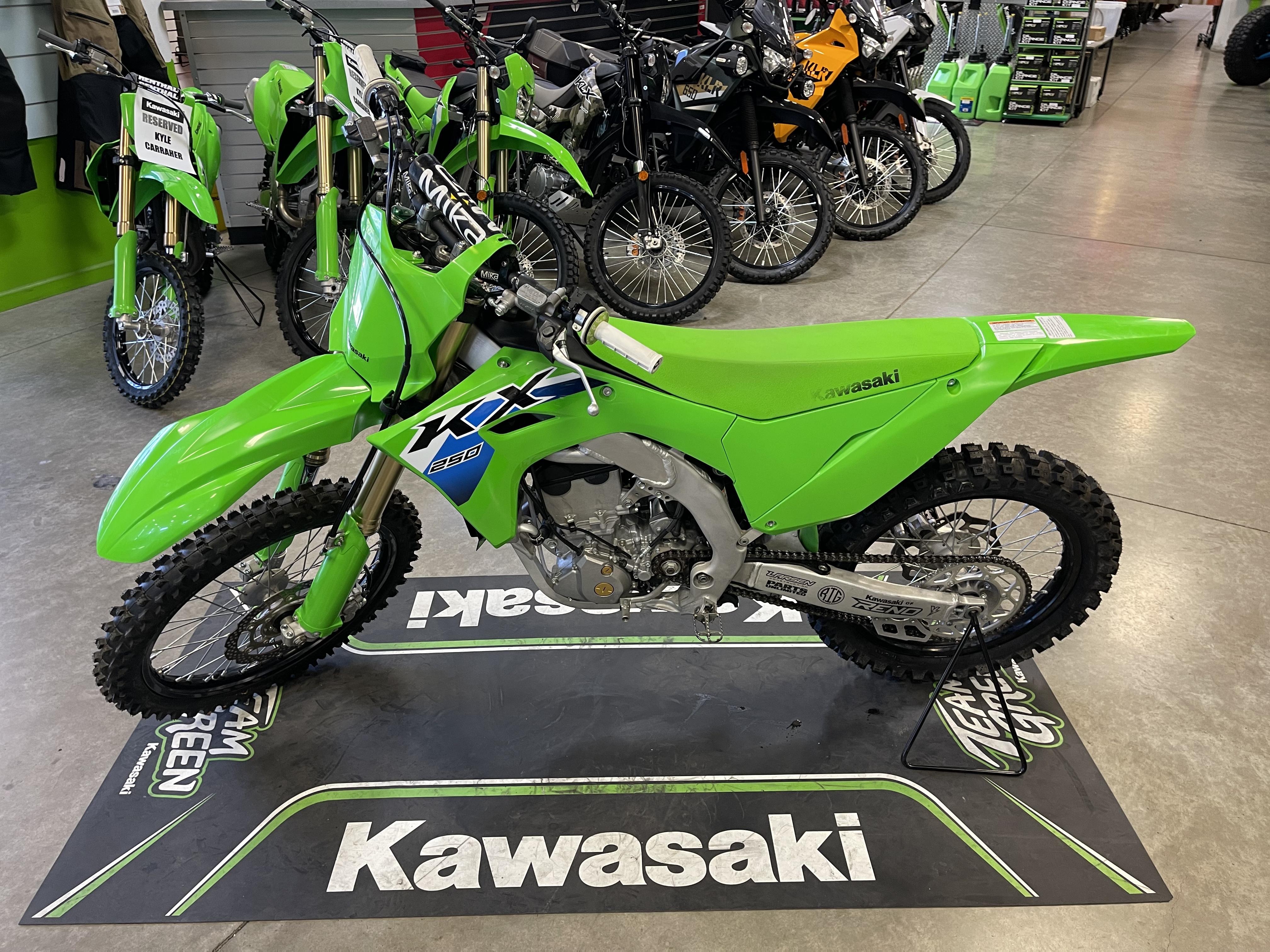 2026 Kawasaki KX 250 DIRT BIKES